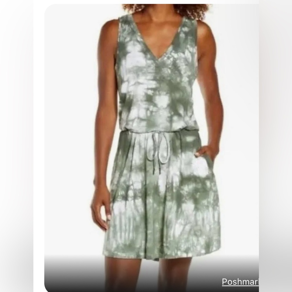 SWEATY BETTY TIE DYE GREEN AND WHITE DRESS